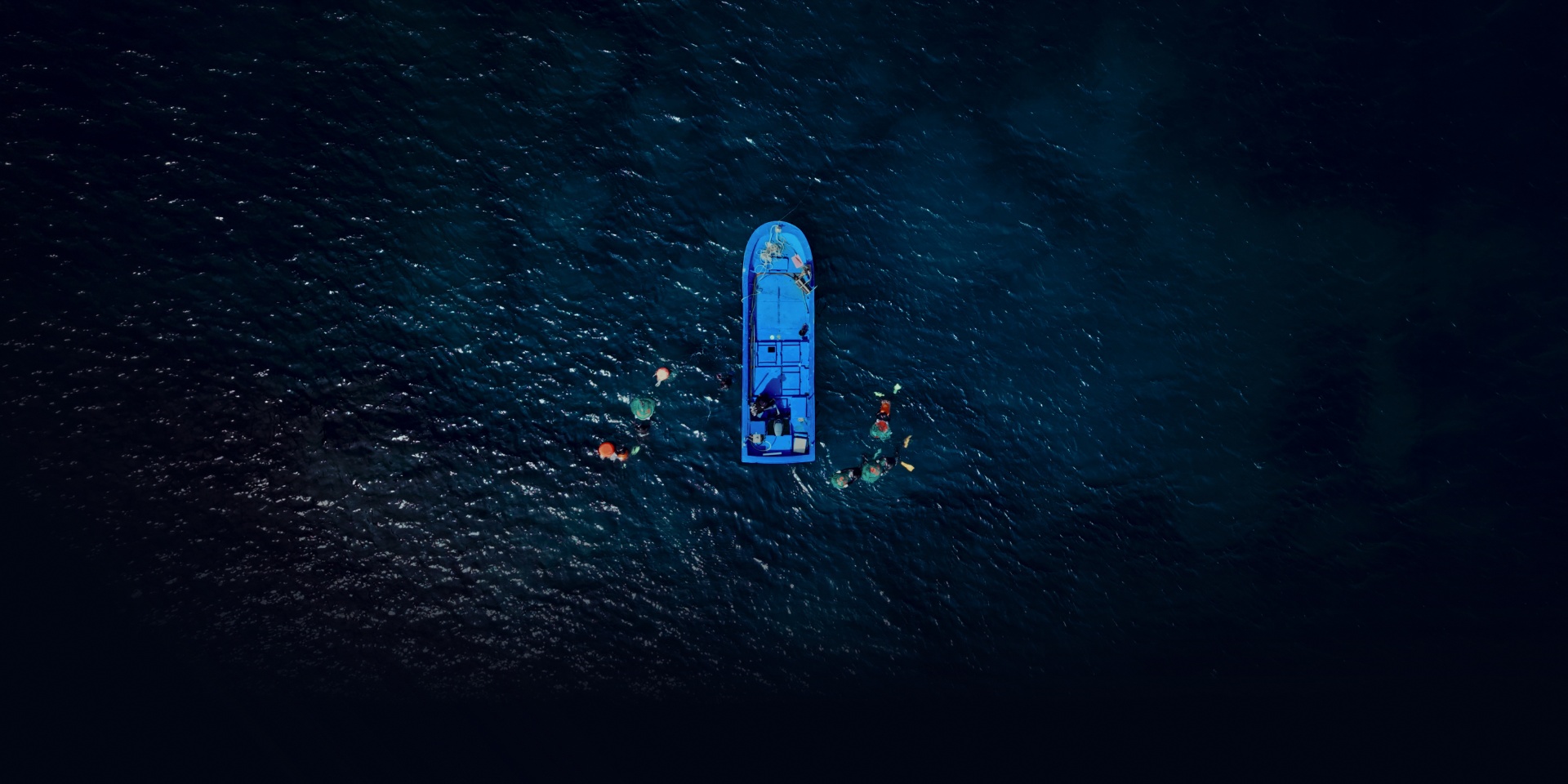 에어 텍스쳐드 메인